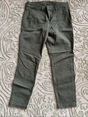 Old Navy Women's Olive Chino Pants